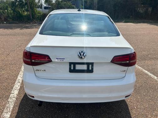 2016 Volkswagen Jetta 1.8T Sport