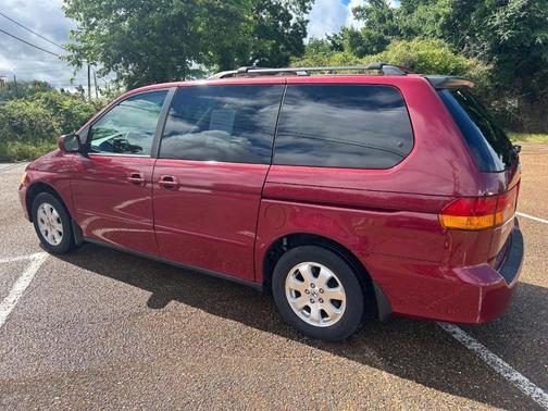 Burgundy 2004 Honda Odyssey EX
