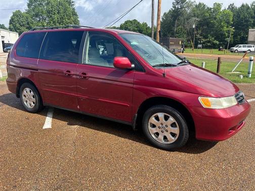 Burgundy 2004 Honda Odyssey EX