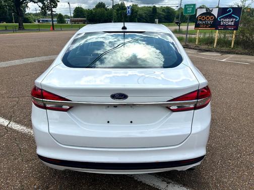 2018 Ford Fusion S