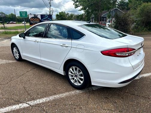 2018 Ford Fusion S