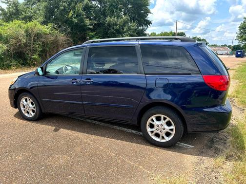 2006 Toyota Sienna LE