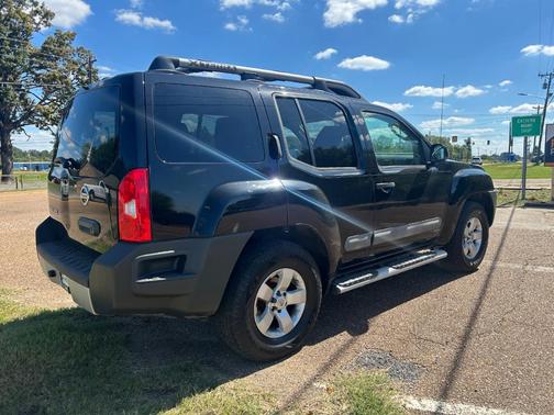 2012 Nissan Xterra S