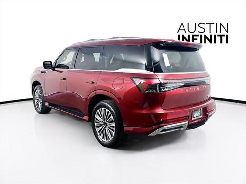 2025 INFINITI QX80 Luxe