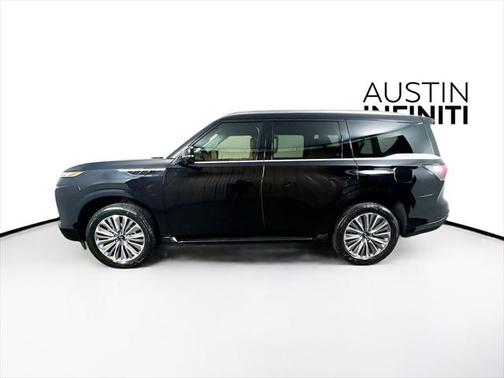 2025 INFINITI QX80 Luxe