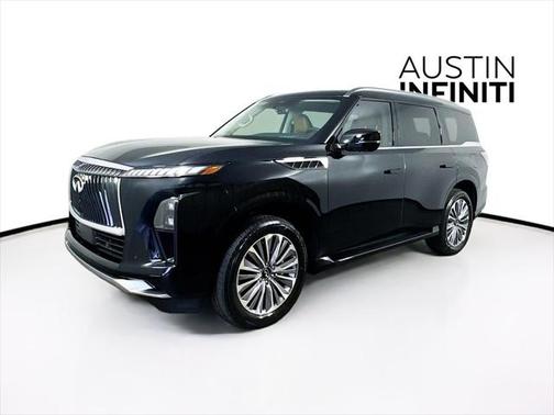 2025 INFINITI QX80 Luxe