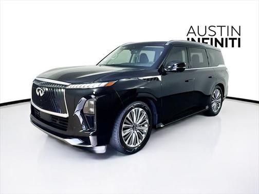 2025 INFINITI QX80 Luxe