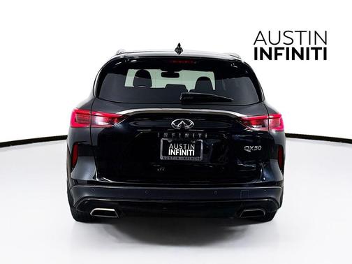 2021 INFINITI QX50 LUXE