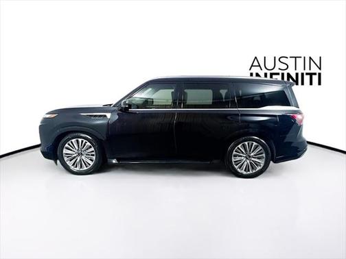 2025 INFINITI QX80 Luxe
