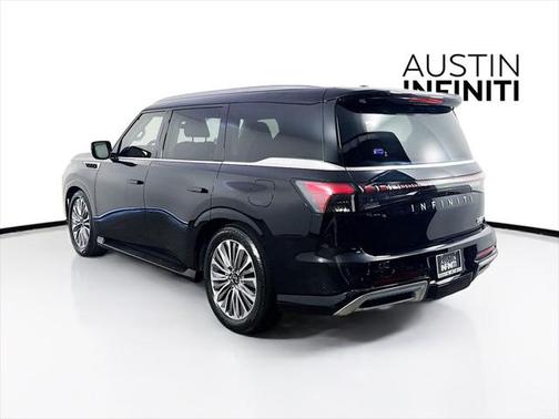 2025 INFINITI QX80 Luxe