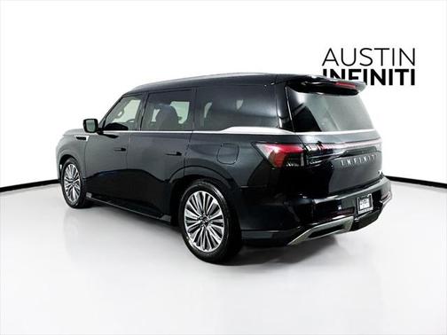 2025 INFINITI QX80 SENSORY AWD