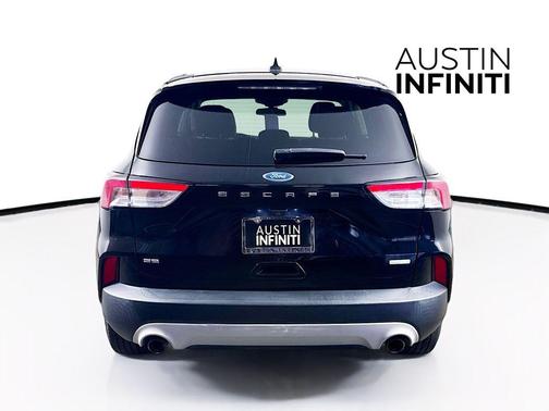 Agate Black Metallic 2020 Ford Escape SE