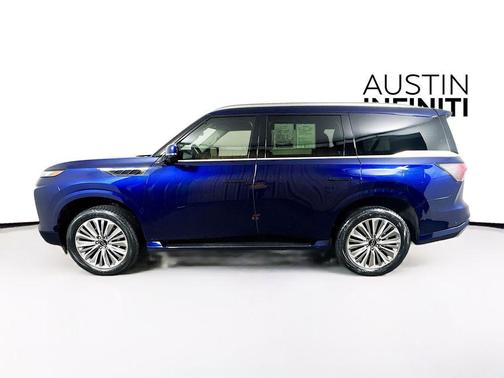 2025 INFINITI QX80 PURE