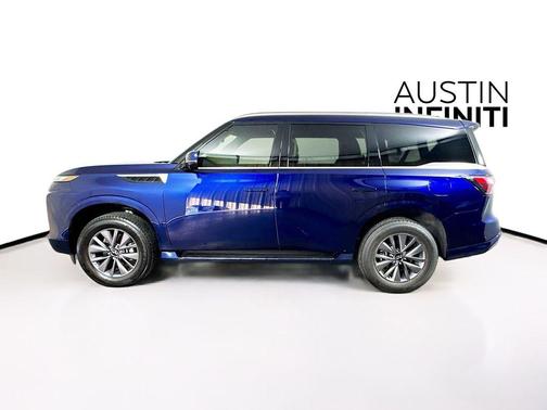 2025 INFINITI QX80 PURE