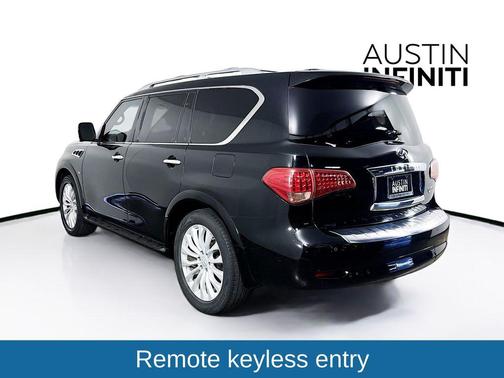 2017 INFINITI QX80 Base