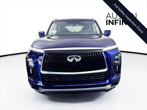 2025 INFINITI QX80 PURE