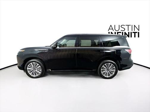 2025 INFINITI QX80 Luxe