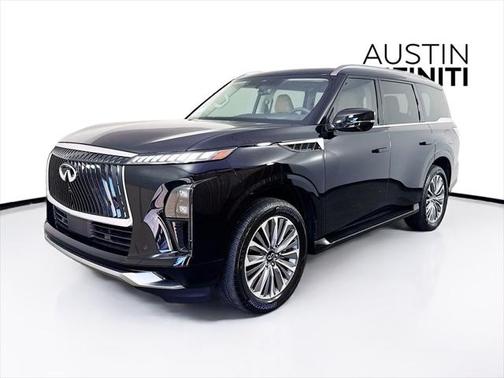 2025 INFINITI QX80 Luxe