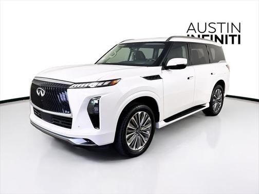 2025 INFINITI QX80 Luxe