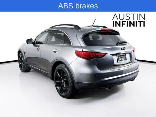 2015 INFINITI QX70 Base