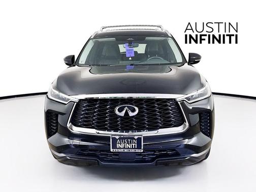 Mineral Black 2024 INFINITI QX60 Luxe