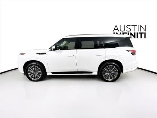 2025 INFINITI QX80 Luxe