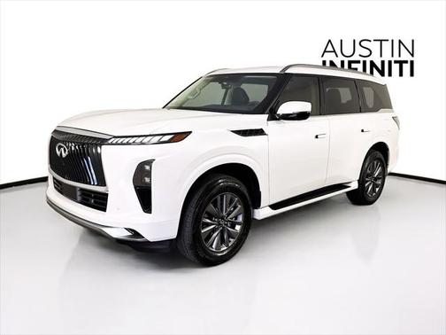2025 INFINITI QX80 PURE