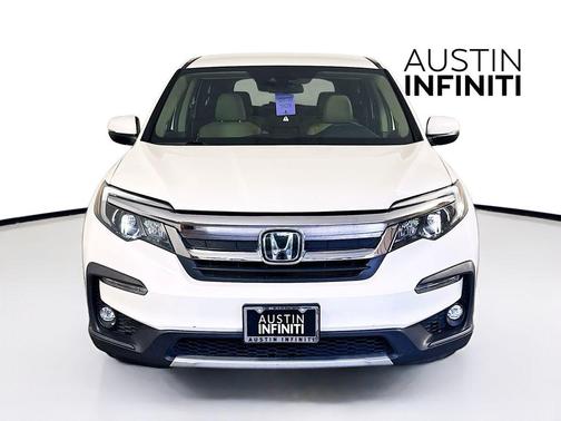 White Diamond Pearl 2019 Honda Pilot EX