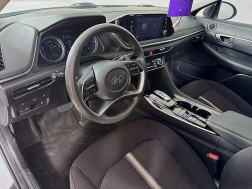 2023 Hyundai SONATA Hybrid Base