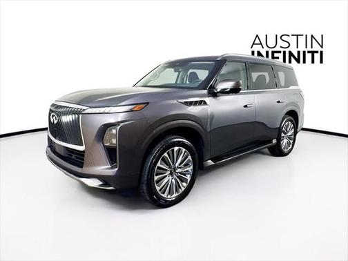 2025 INFINITI QX80 Luxe