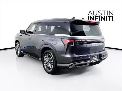 2025 INFINITI QX80 Luxe