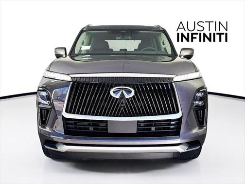 2025 INFINITI QX80 Luxe