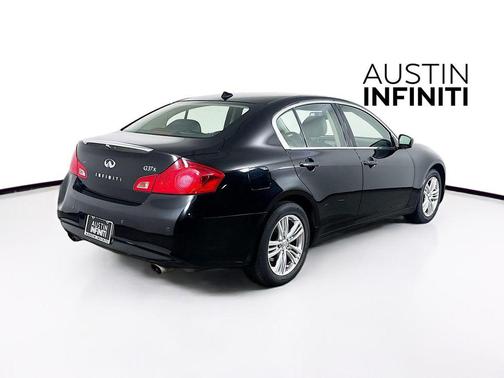 2010 INFINITI G37x Base