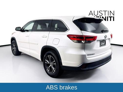 Blizzard Pearl 2018 Toyota Highlander LE Plus