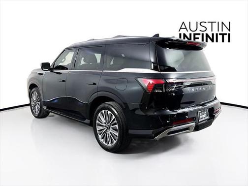 2025 INFINITI QX80 SENSORY AWD