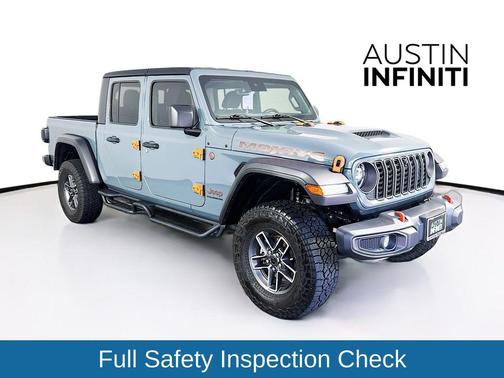 Anvil Clear Coat 2024 Jeep Gladiator Mojave
