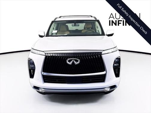 2025 INFINITI QX80 Luxe