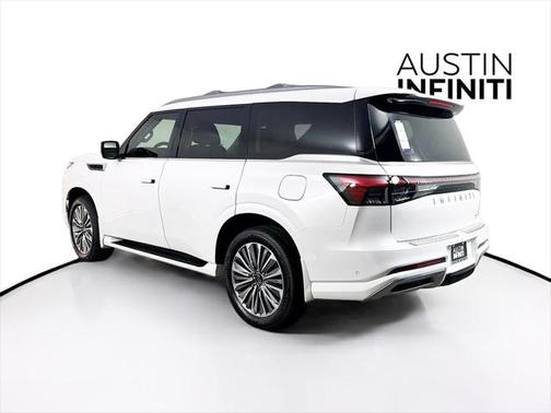2025 INFINITI QX80 SENSORY AWD