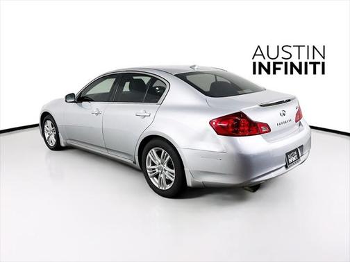 2011 INFINITI G25 Journey