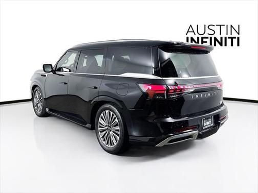 2025 INFINITI QX80 Luxe