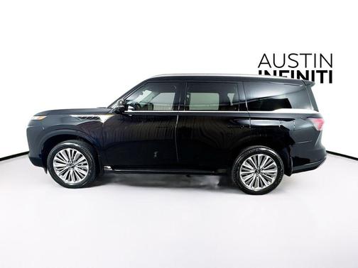 Black Obsidian 2026 INFINITI QX80 Luxe