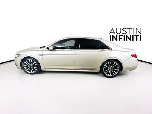 2017 Lincoln Continental Select