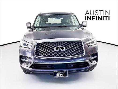 2023 INFINITI QX80 Luxe