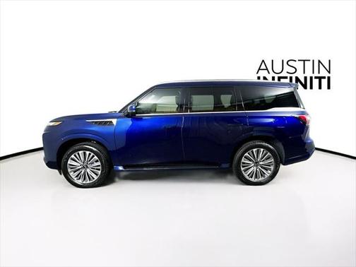 2025 INFINITI QX80 Luxe