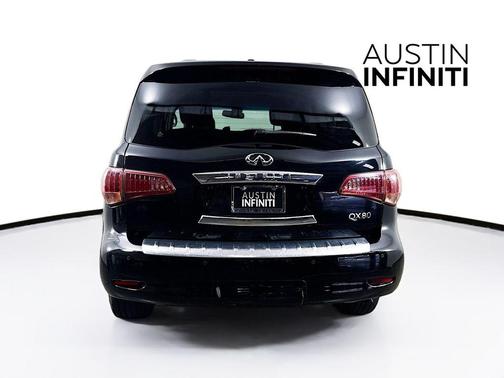 2017 INFINITI QX80 Base