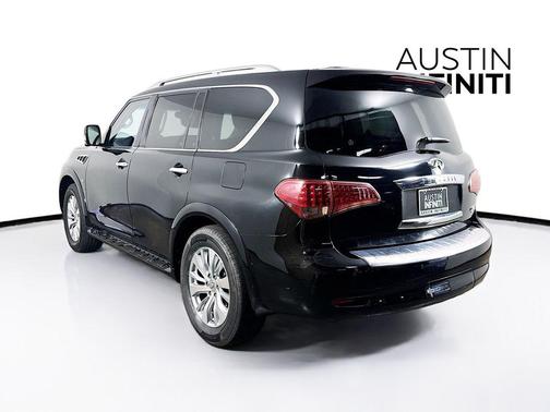 2017 INFINITI QX80 Base