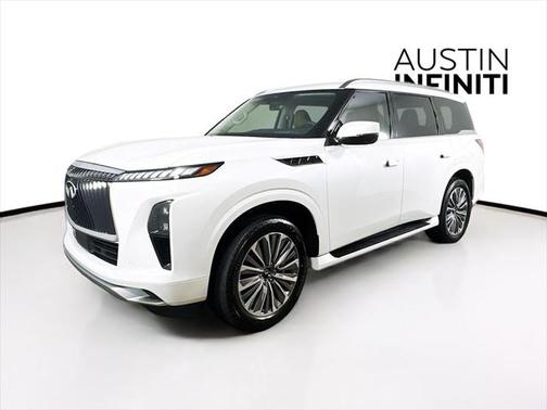 2025 INFINITI QX80 Luxe
