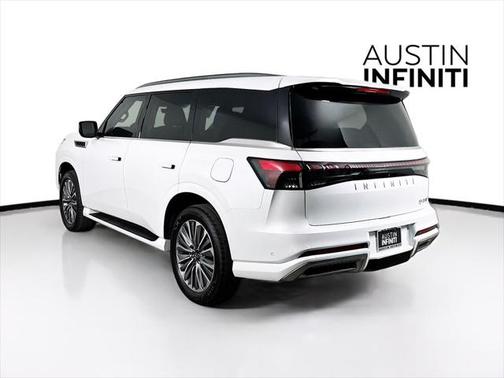 2025 INFINITI QX80 Luxe