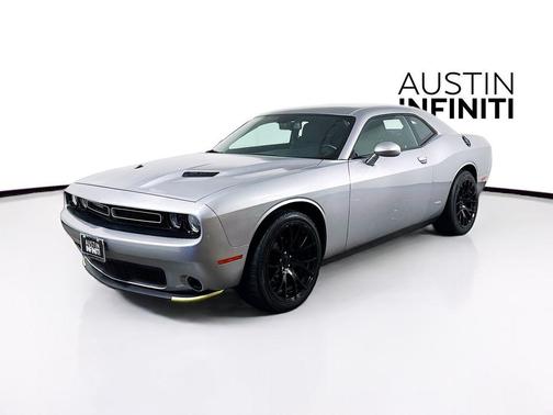 2017 Dodge Challenger SXT