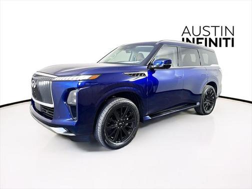 2025 INFINITI QX80 Luxe